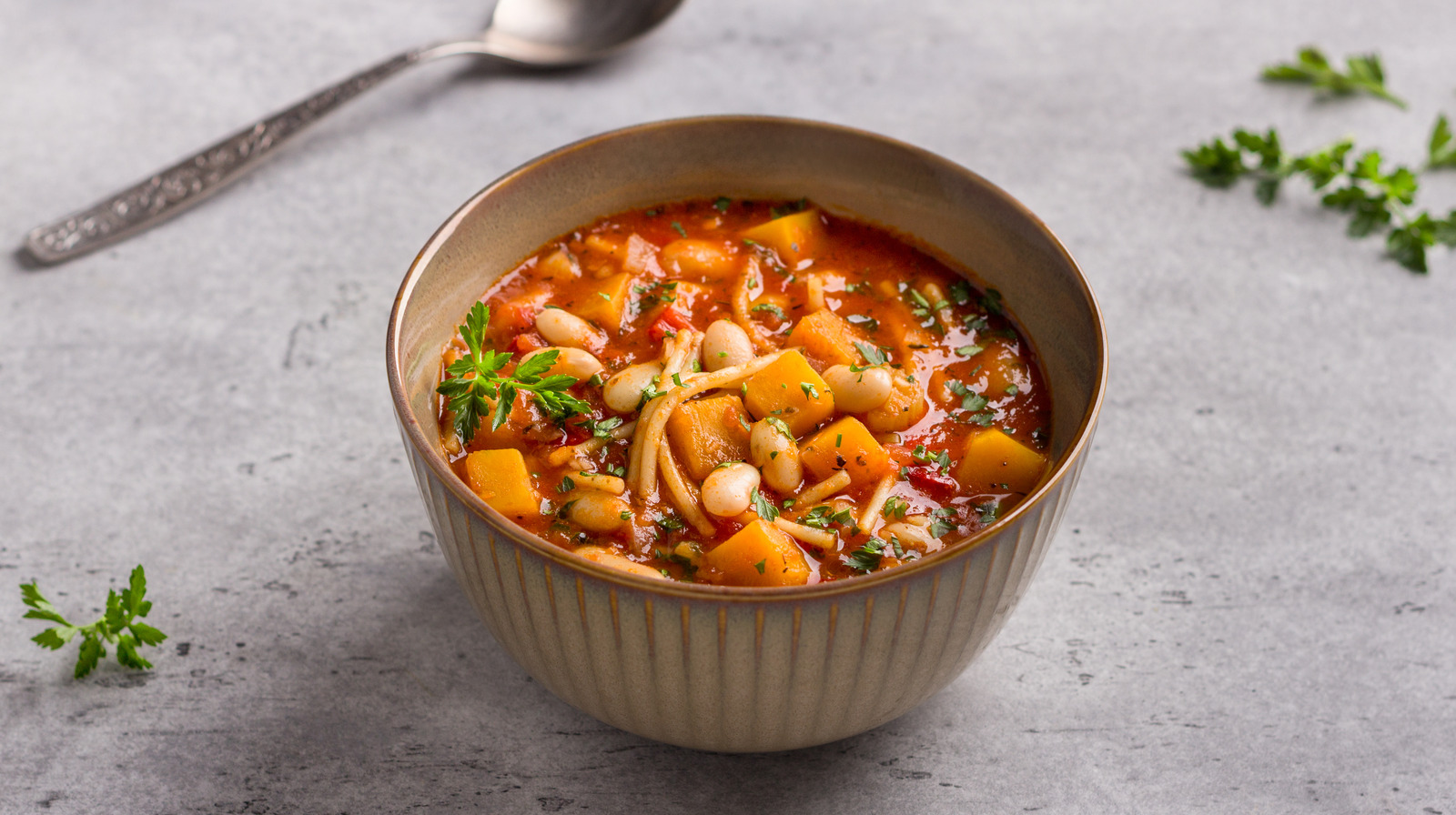 11 tips you need to make the best homemade minestrone soup
