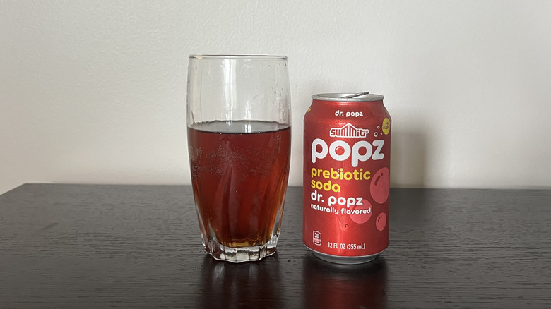 Summit Popz Dr Popz soda in a glass.