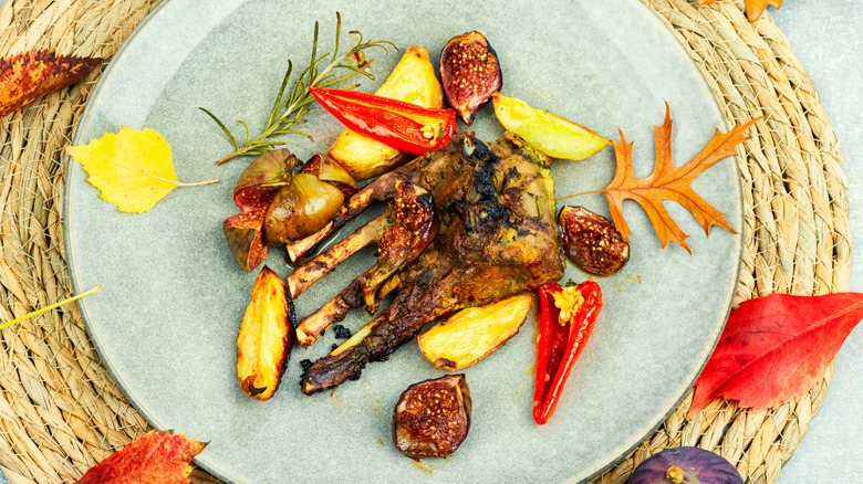 Roasted lamb with dried figs