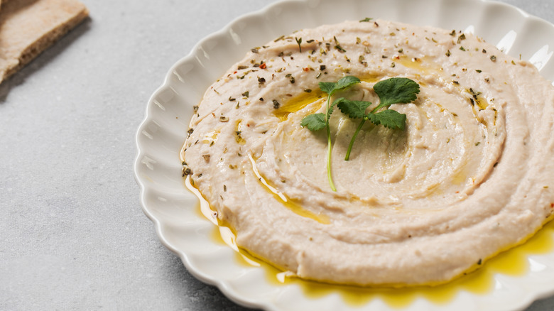 White bean dip hummus