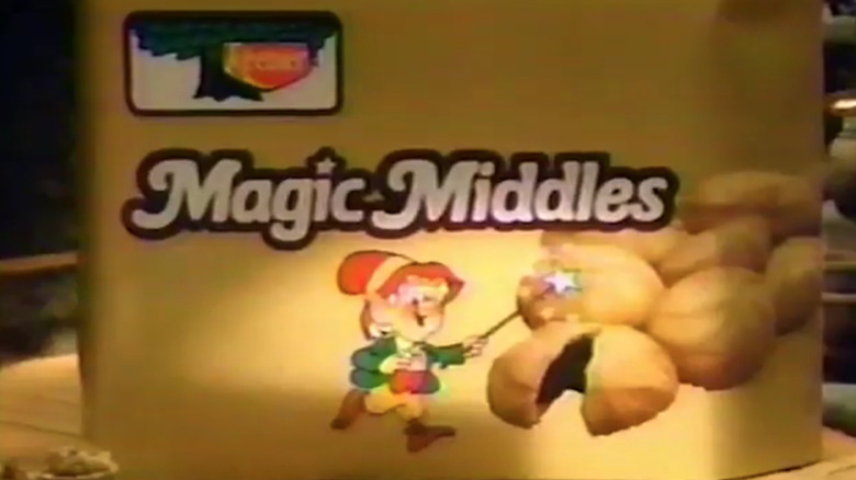 Still of Magic Middles cookies from 1989 commercial
