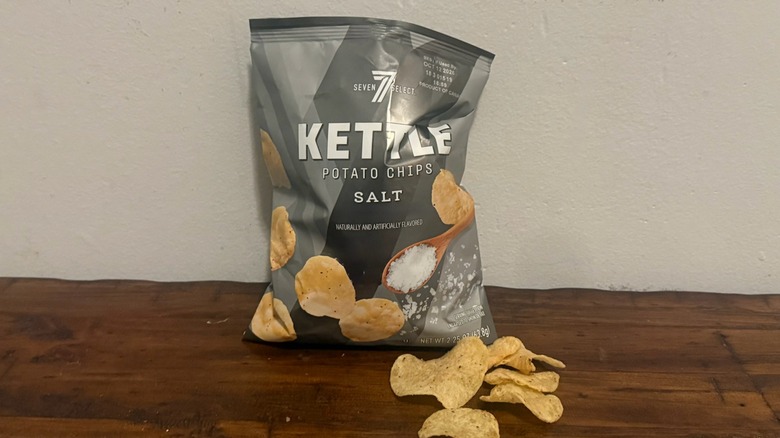 7-Eleven brand kettle potato chips