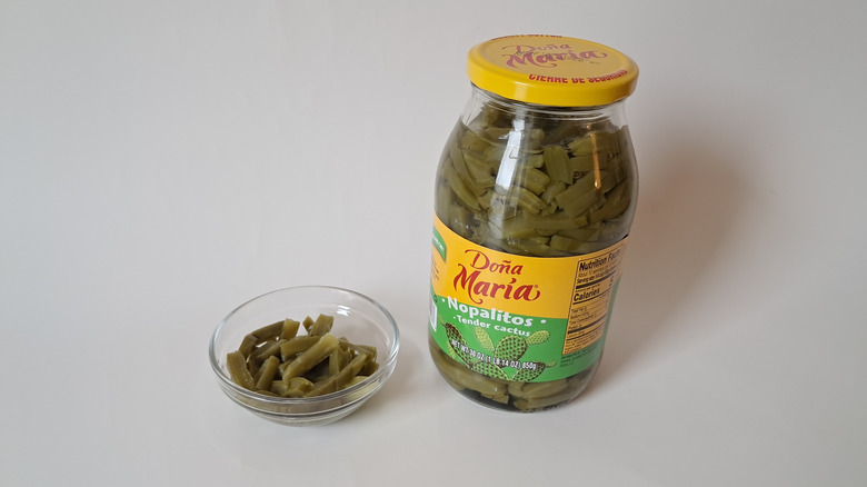 Jar and bowl of nopalitos