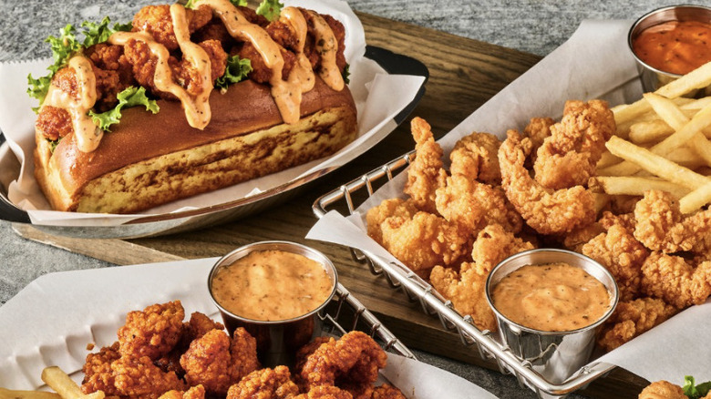 Smashburger shrimp rolls and baskets