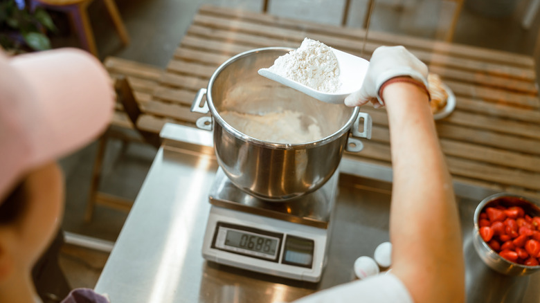 12 Rules Professional Bakers Think Home Bakers Should Know