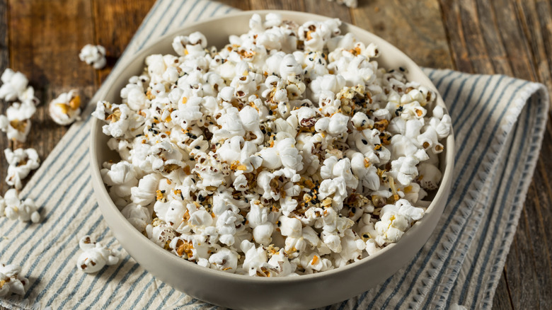 Bowl of everything bagel popcorn