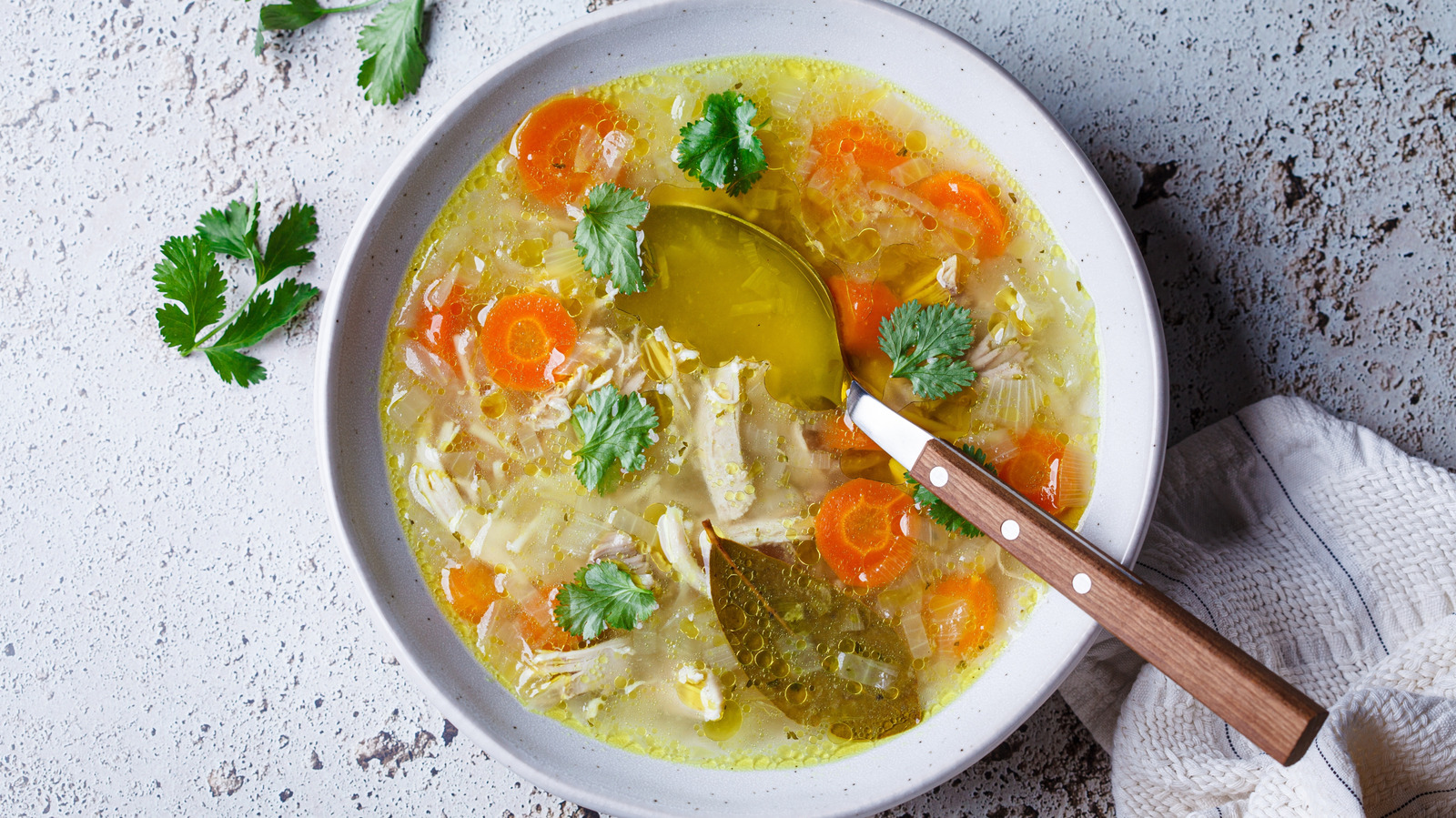 13 Best Canned Soups When You're Sick, According To Experts