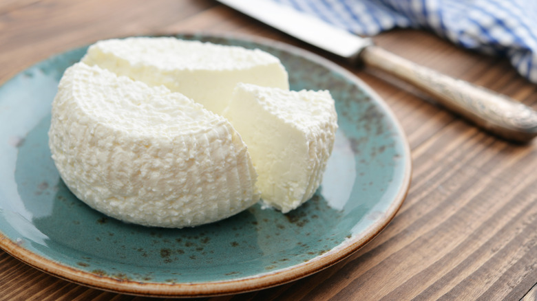 White ricotta cheese on plate