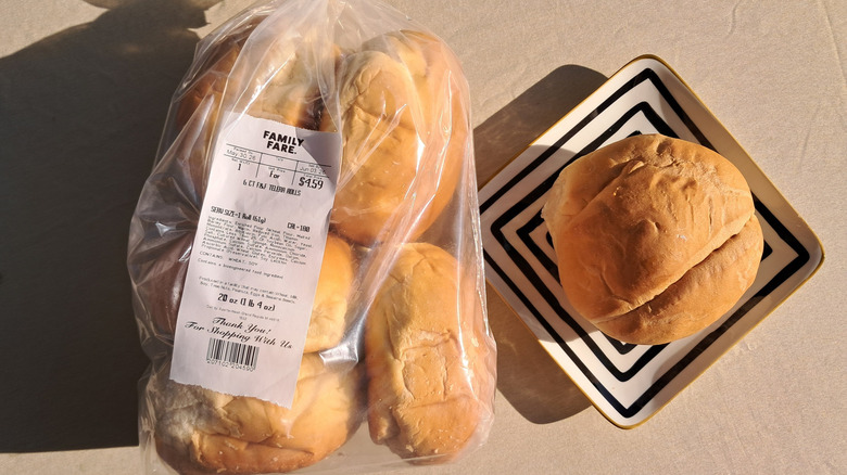 Dinner roll on plate