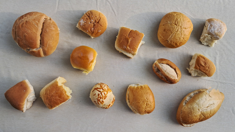 Dinner rolls on a white sheet