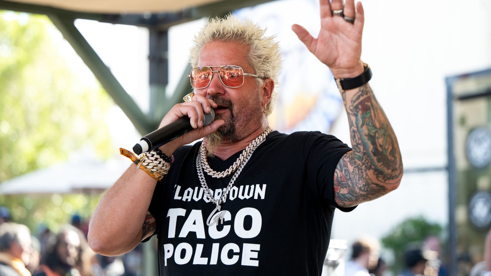 13 Hole-In-The-Wall Spots From Diners, Drive-Ins And Dives To Add To Your Bucket List - Tasting Table