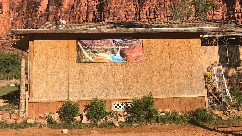 Exterior of the Supai Store & Cafe