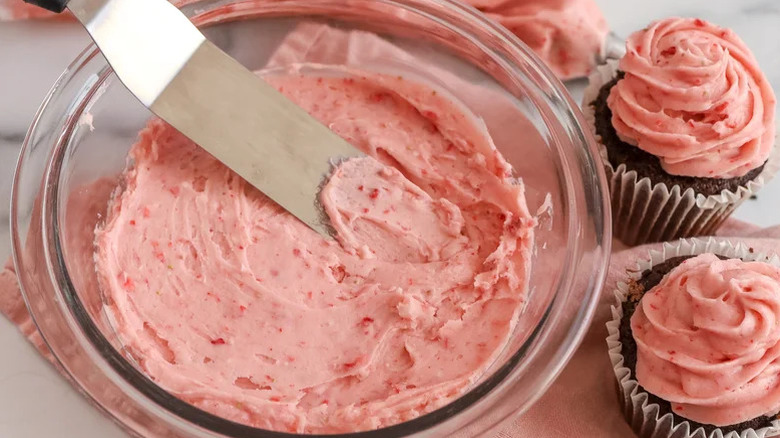 Bowl full of Strawberry Buttercream Frosting