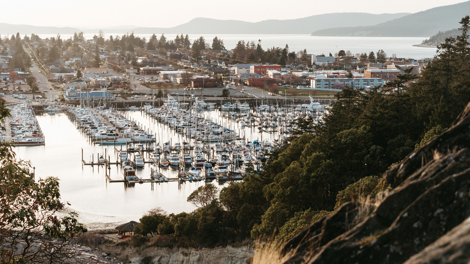 13 Small Towns On The Pacific Coast With Incredible Food