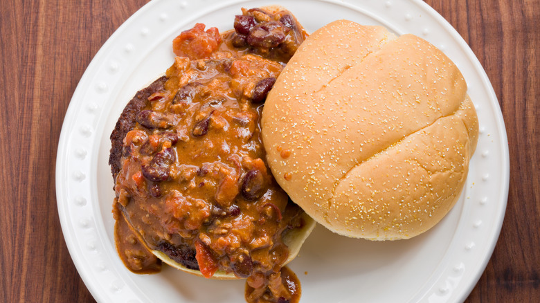 burger topped with chili