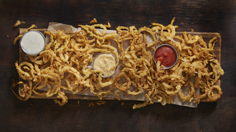 crispy onion strings