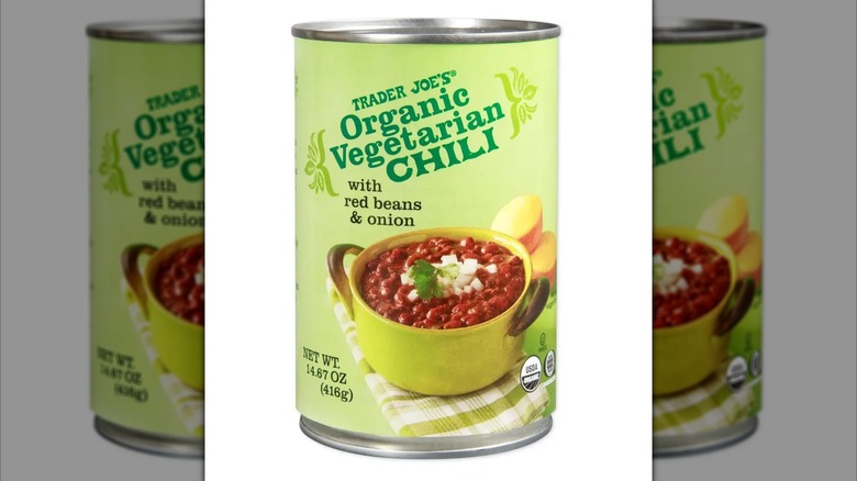 Green can of Trader Joe's Organic Vegetarian Chili