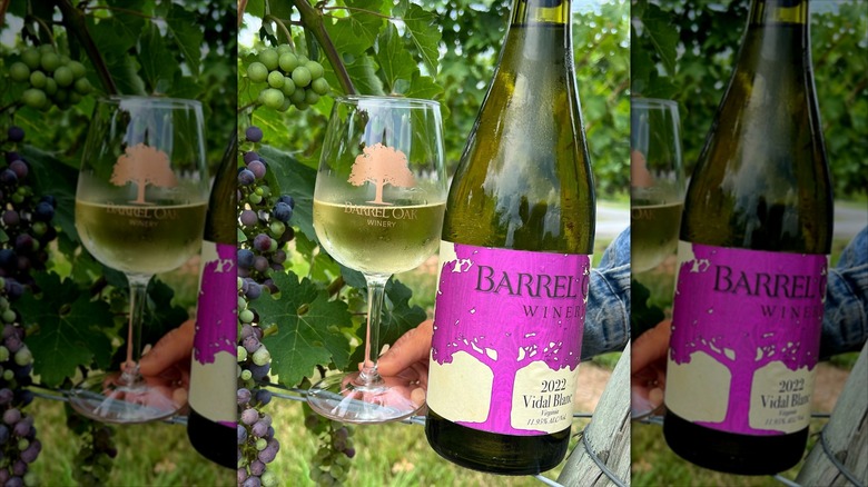 bottle and glass of vidal blanc wine