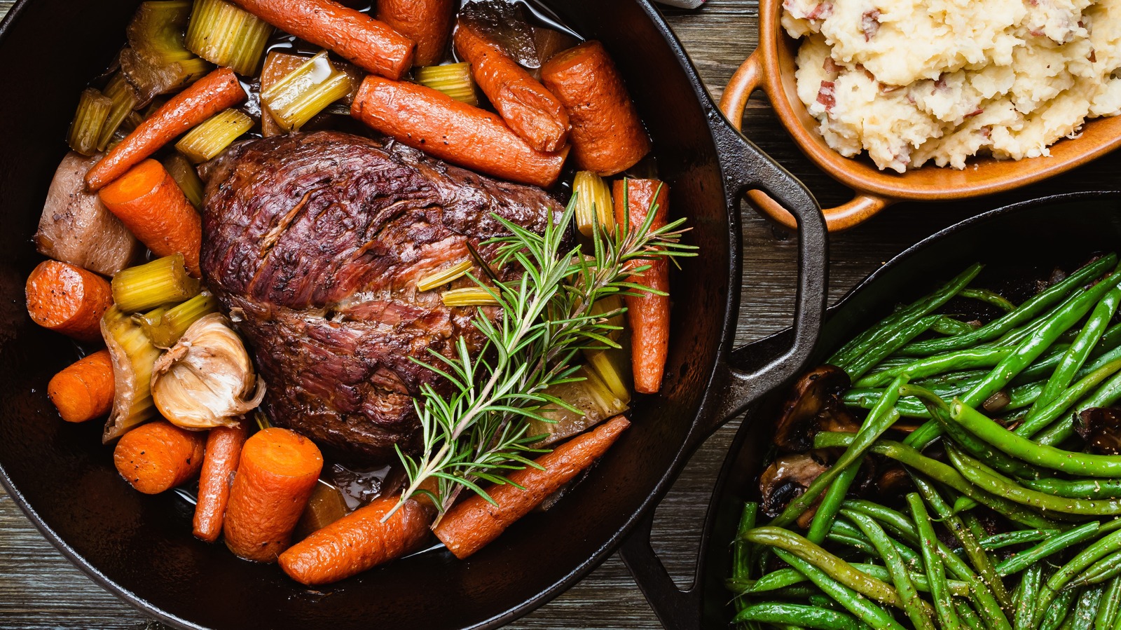 https://www.tastingtable.com/img/gallery/13-vegetables-you-should-be-cooking-with-pot-roast/l-intro-1691181020.jpg