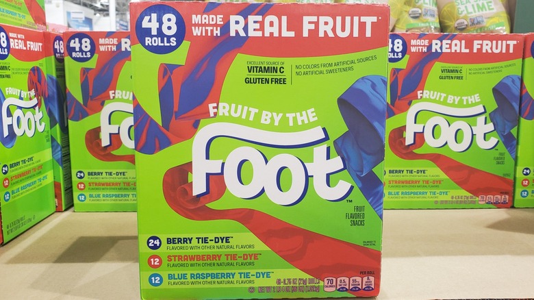 A box of Fruit by the Foot