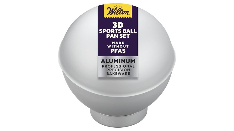A 3D sports ball cake pan set
