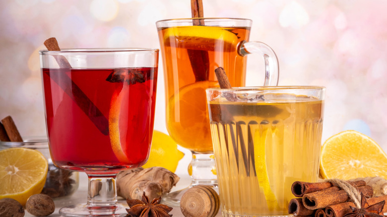 line up of hot toddy drinks