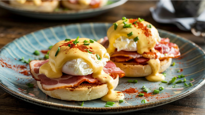 Eggs Benedict on a plate