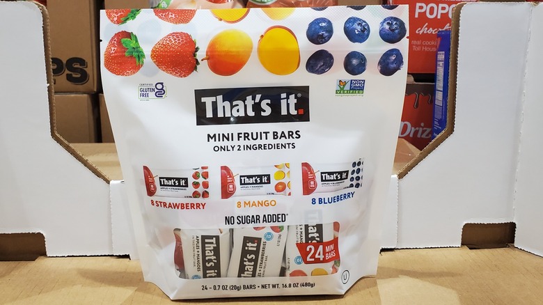 A bag of That's It mini fruit bars