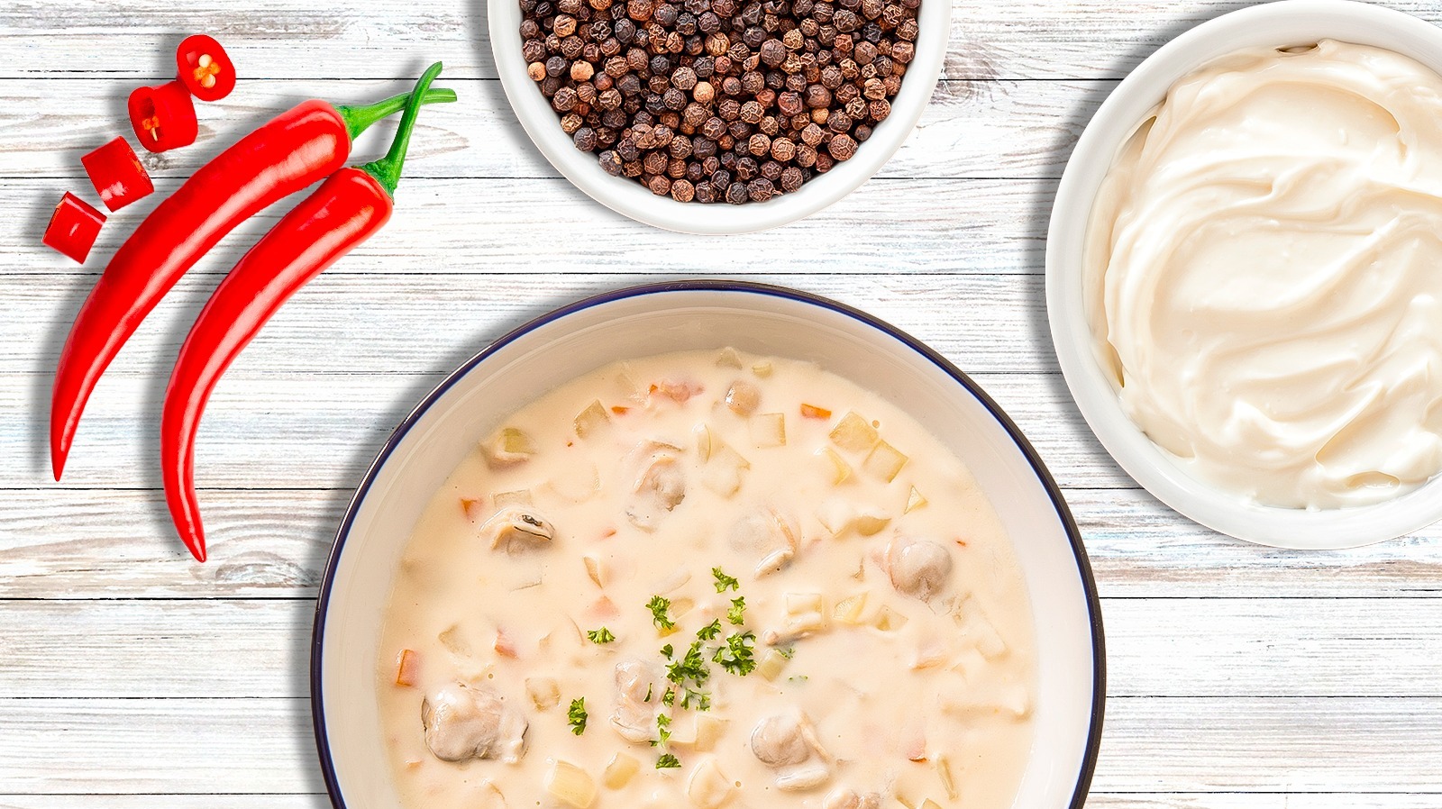 14 Ingredients To Add Flavor To Canned Clam Chowder - Tasting Table