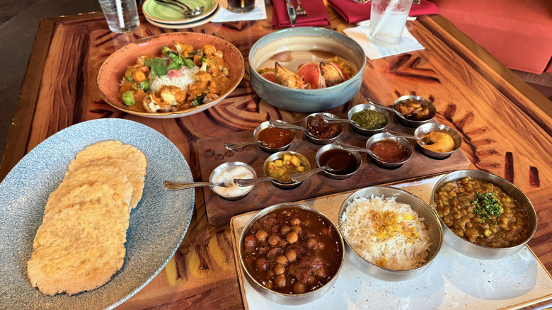 Sanaa vegan food spread