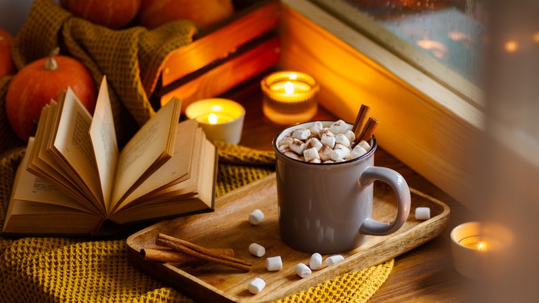 Autumn hot chocolate setting
