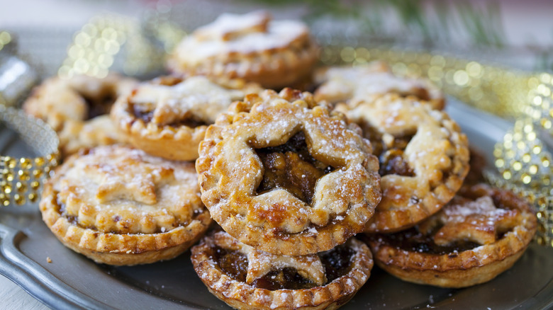 mince pies with festive decoration