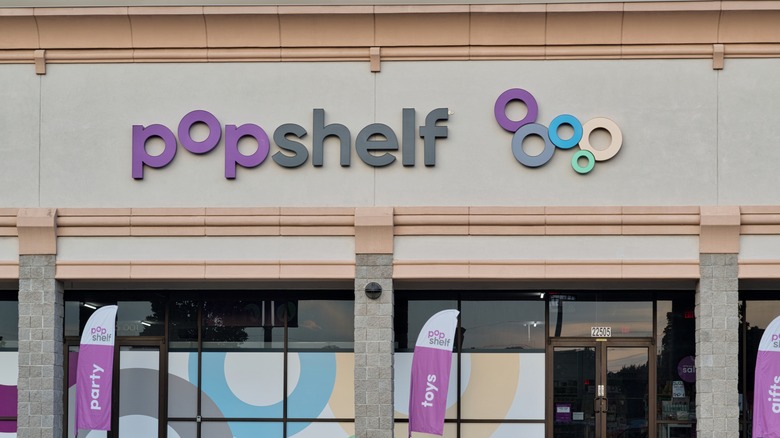 exterior of pOpshelf store