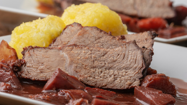 Bavarian roasted beef with dumplings