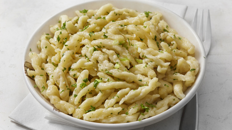 white bowl of spaetzle