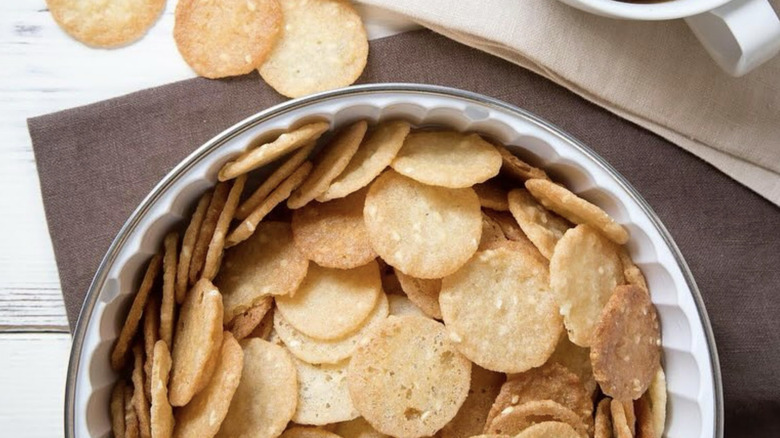 Beene wafers in bowl on counter