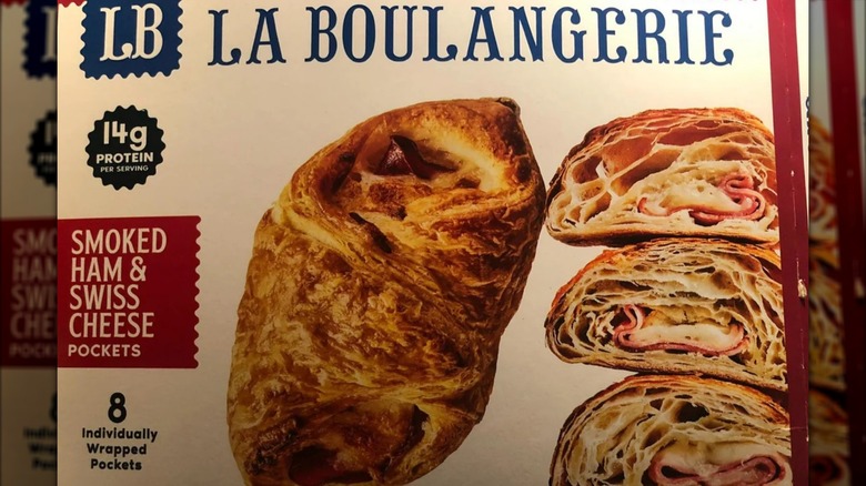 A box of La Boulangerie Turkey Pesto & Swiss Cheese Pockets