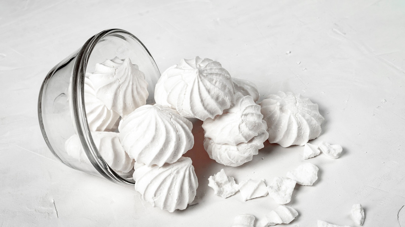 15 Costly Mistakes You're Making With Meringue