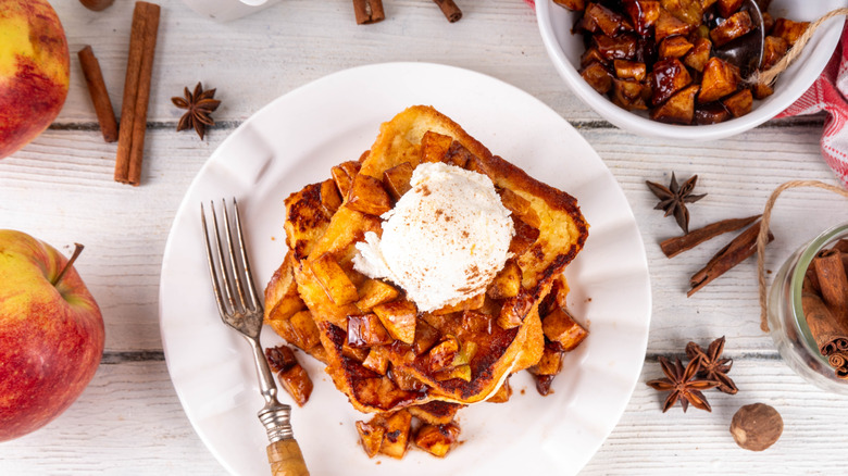 Ice cream over fall festive French toast