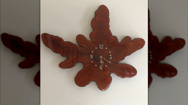 Lacquered wood slice clock