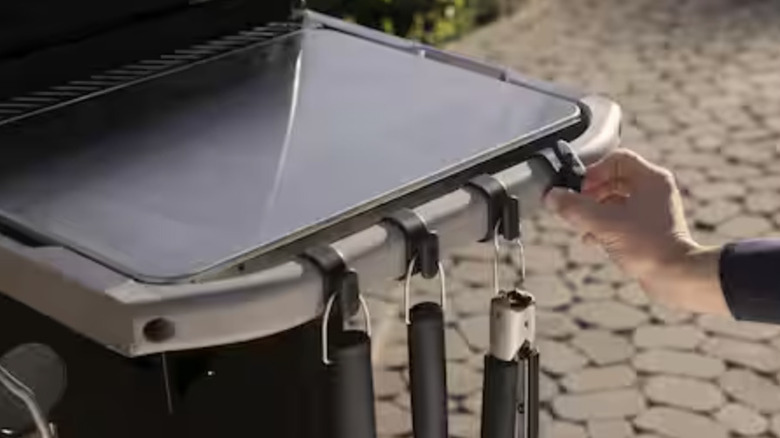 Weber bbq organizer kit for grill utensils