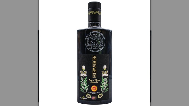 A bottle of Estepa Virgen Spanish Extra Virgil Olive Oil
