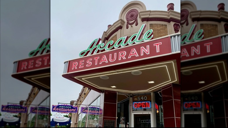 exterior of arcade restaurant in Memphis