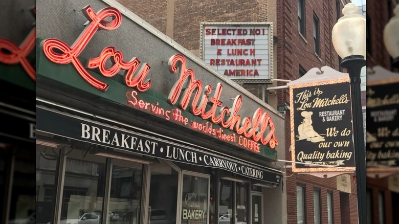 exterior of Lou Mitchell's in Chicago