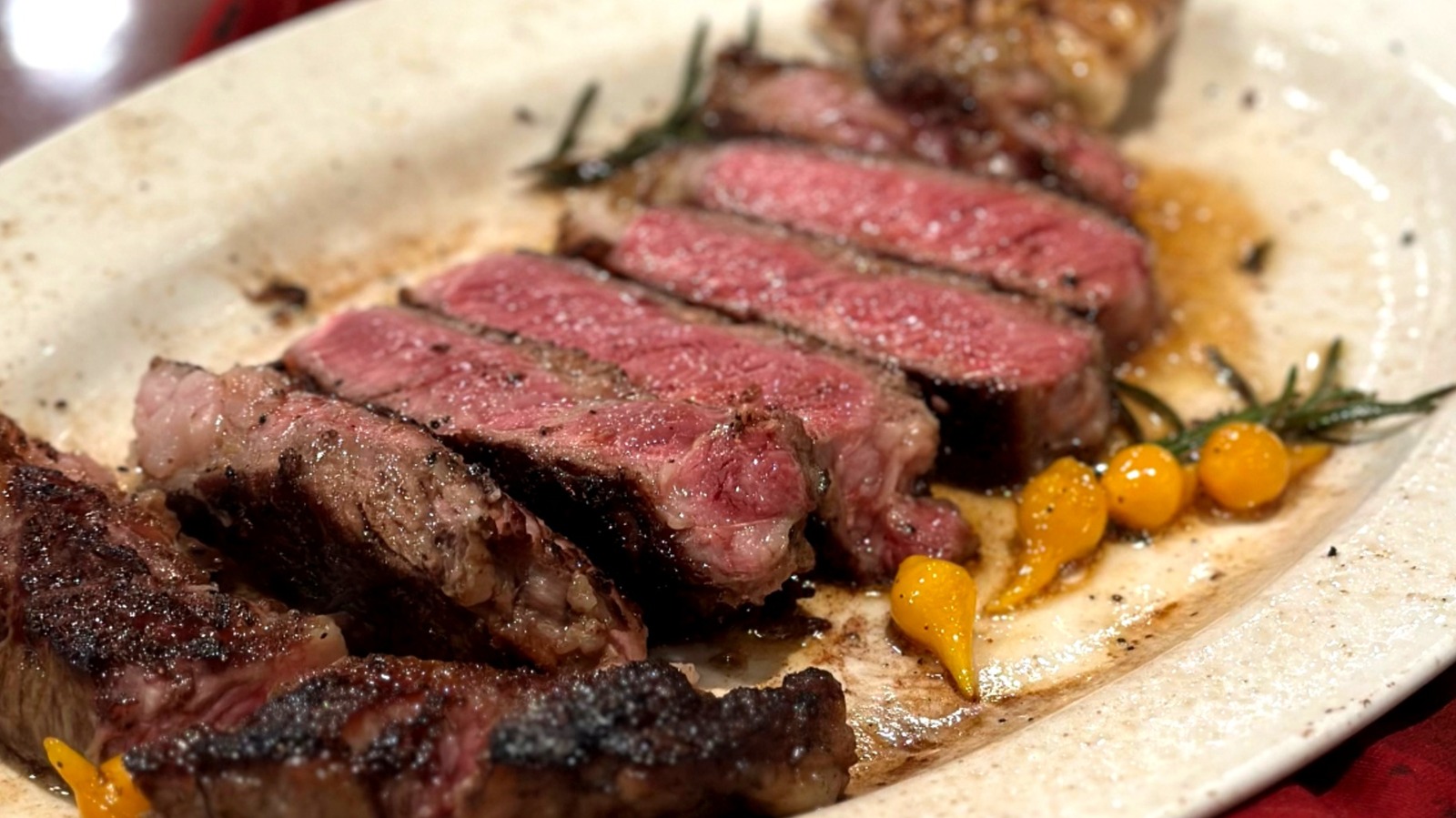 15 Outback Steakhouse Dishes With The Highest Protein - Tasting Table