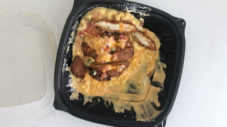 Sheetz Boom Chicka Mac in takeout container