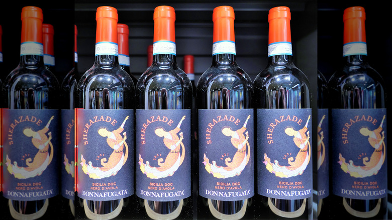 donnafugata wine bottles