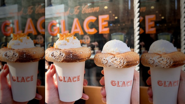 hands holding hot chocolate