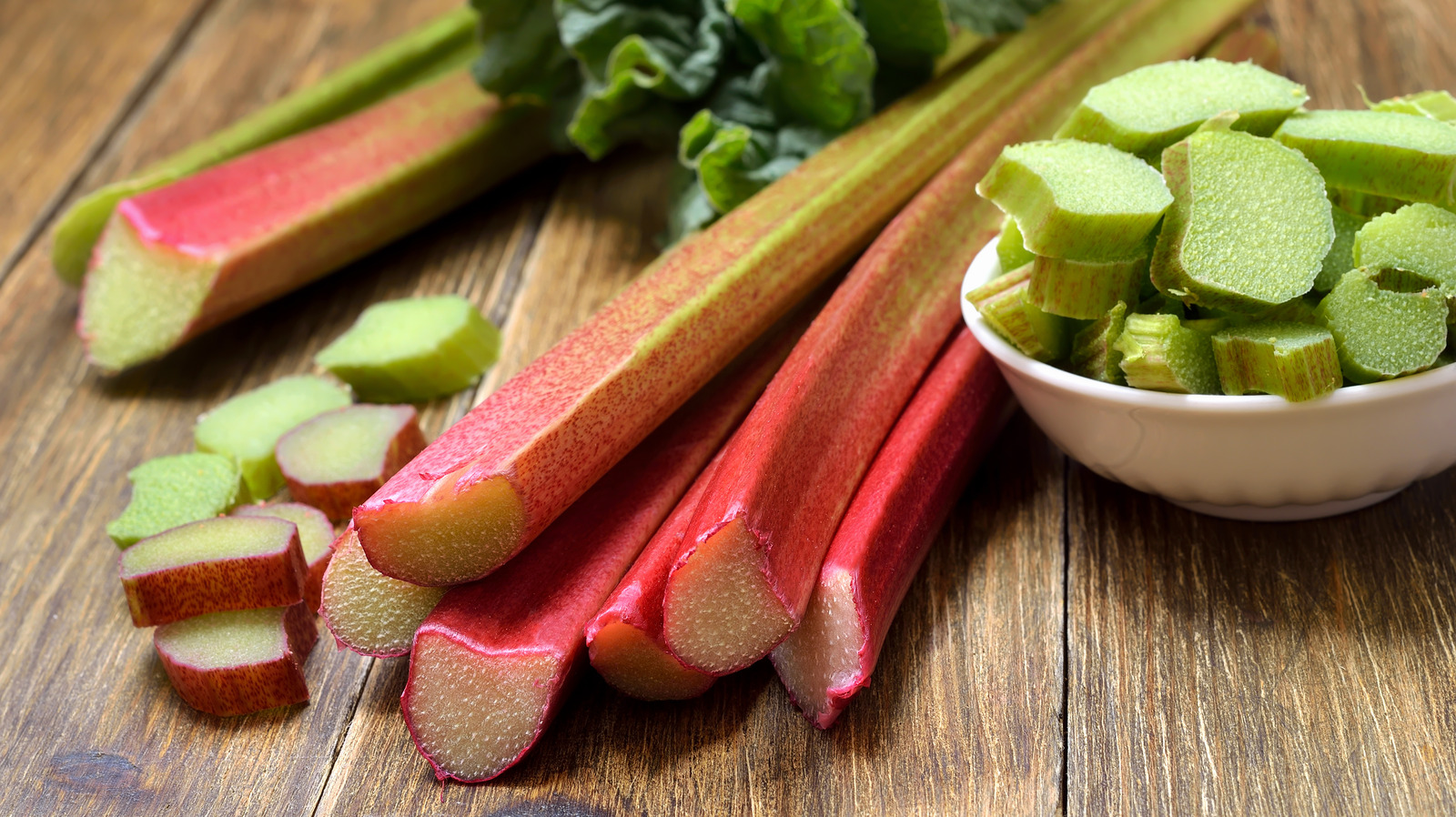 15 Tips You Need When Cooking With Rhubarb