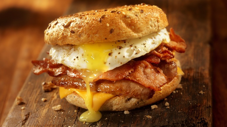A fried egg sandwich